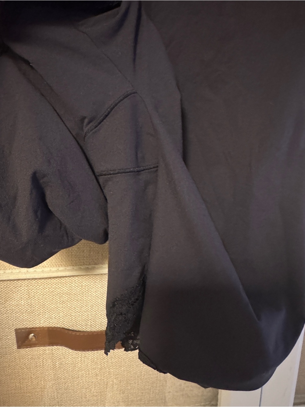SKIMS Fits Everybody Lace Triangle Romper Onesie - Picture 7 of 7